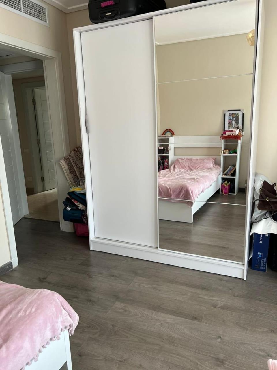 Apartment 5 Stars Classy Spacious Appartmnet With Dircet View Of Giza Pyramids *