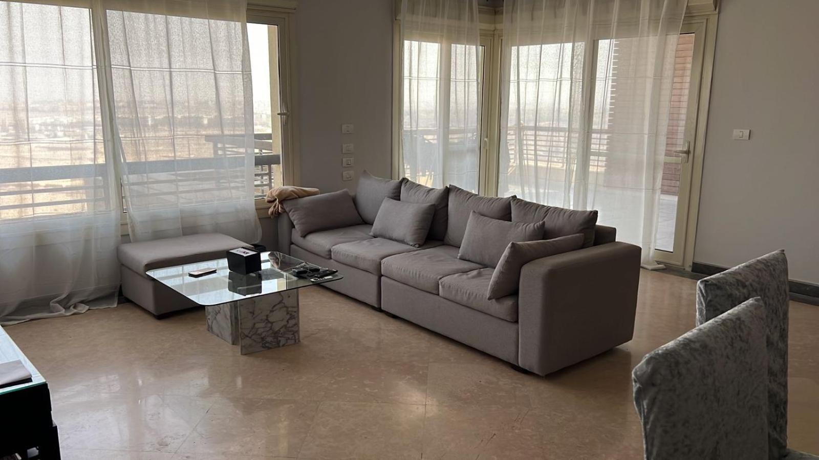 Apartment 5 Stars Classy Spacious Appartmnet With Dircet View Of Giza Pyramids *